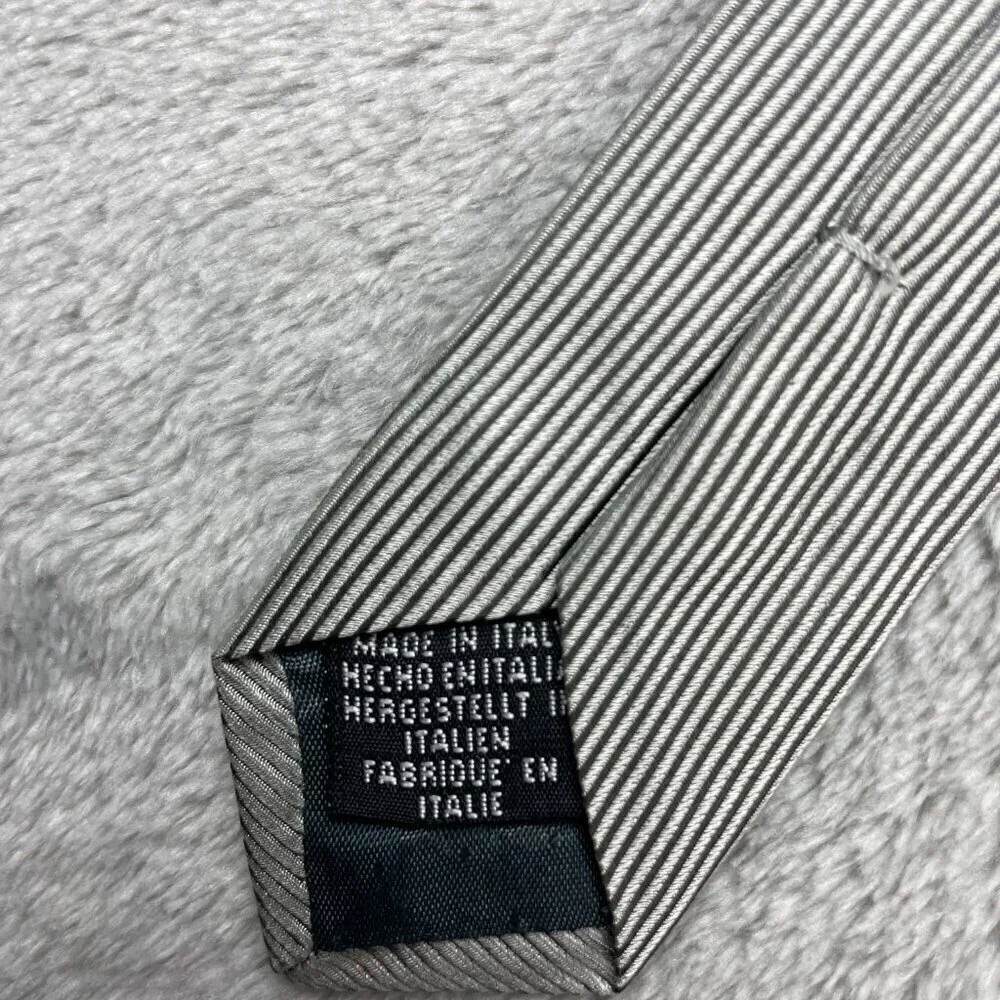 Geoffrey Beene Men's Classic 100% Silk Neck Tie